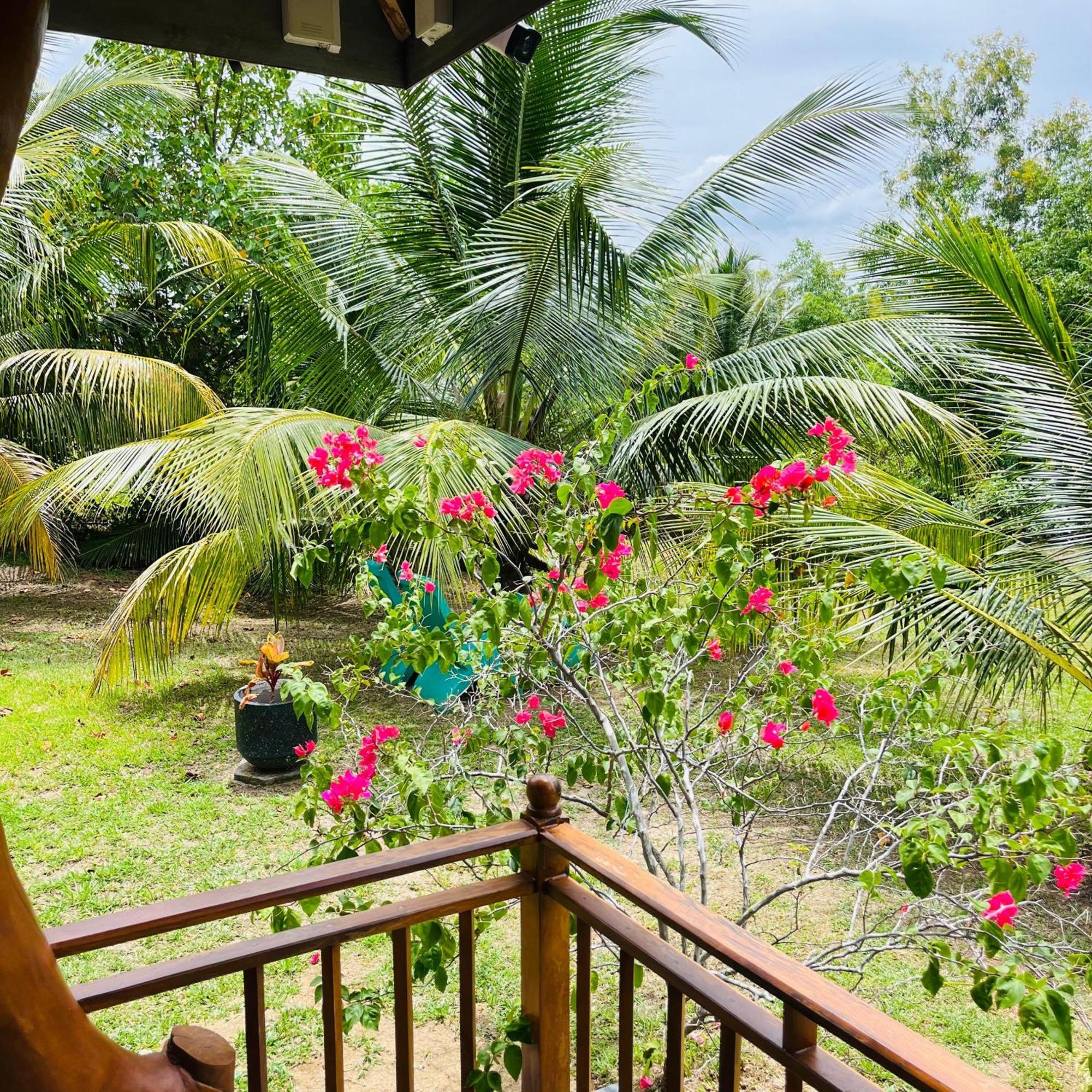 Hanguk Lanka Lagoon Villa Тангалла Экстерьер фото