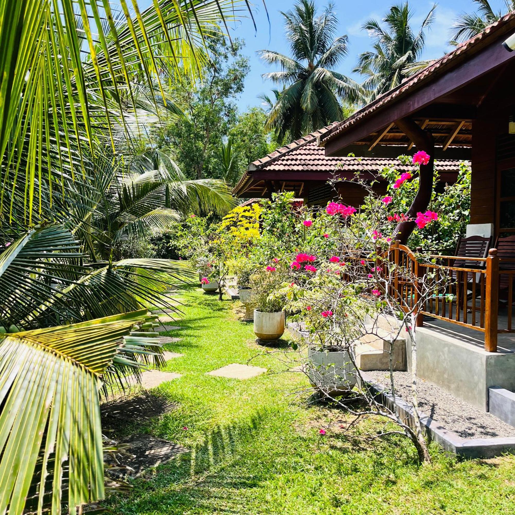 Hanguk Lanka Lagoon Villa Тангалла Экстерьер фото